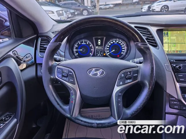 Hyundai Grandeur 2014 — фото 12