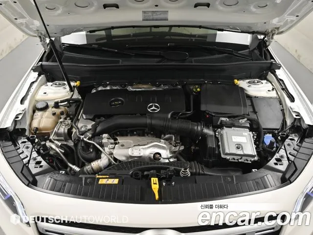 Mercedes-Benz GLB-Class 2020 — фото 6