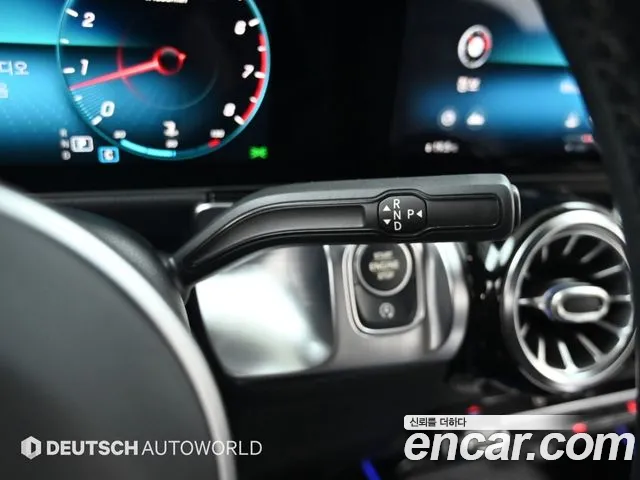 Mercedes-Benz GLB-Class 2020 — фото 9