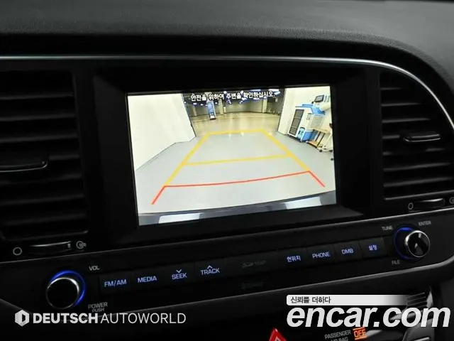 Hyundai AVANTE 2016 — фото 15