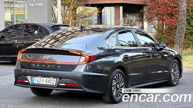 Hyundai Sonata 2022 — фото 3