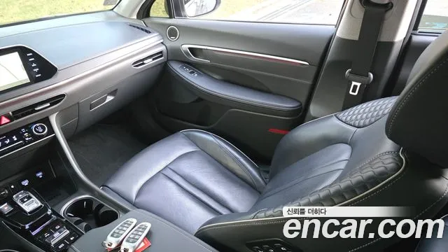 Hyundai Sonata 2022 — фото 11