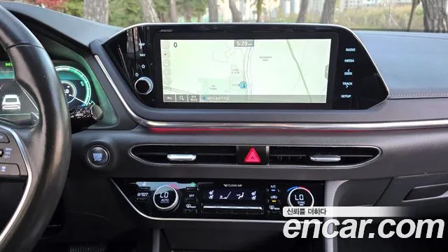 Hyundai Sonata 2022 — фото 15