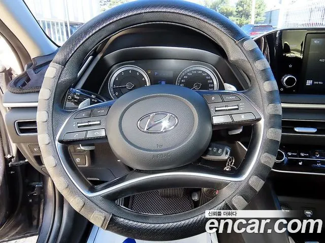 Hyundai Sonata 2020 — фото 8