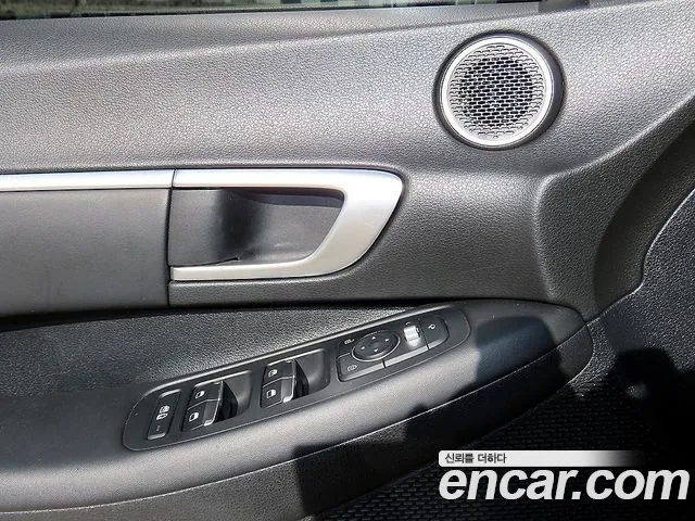 Hyundai Sonata 2020 — фото 11