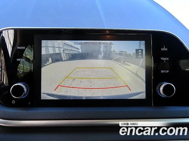 Hyundai Sonata 2020 — фото 16