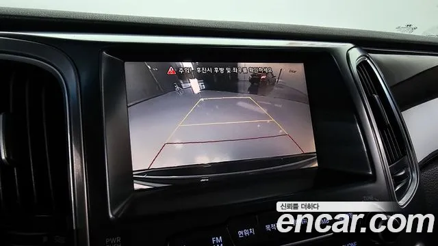 Hyundai Equus 2012 — фото 16