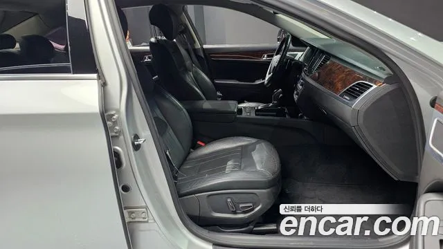 Hyundai Genesis 2016 — фото 10