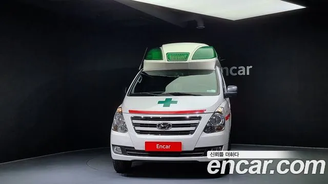 Hyundai Starex 2017 — фото 3