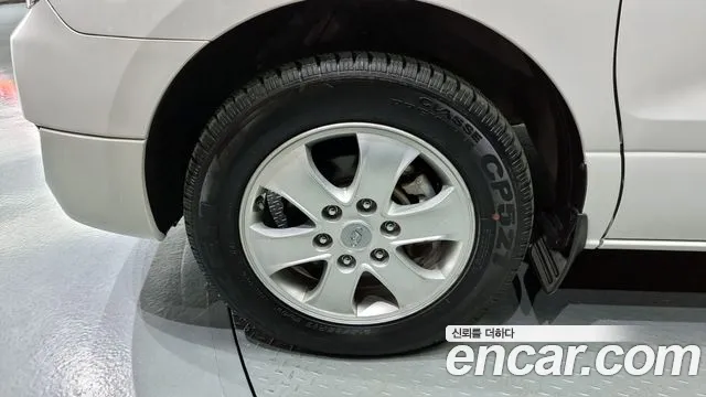 Hyundai Starex 2017 — фото 5