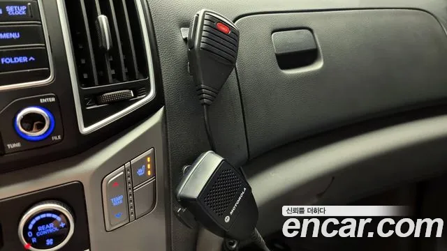 Hyundai Starex 2017 — фото 16