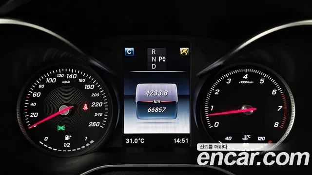 Mercedes-Benz C-Class 2017 — фото 8