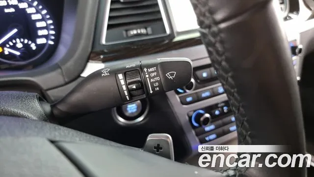 Genesis G80 2017 — фото 14