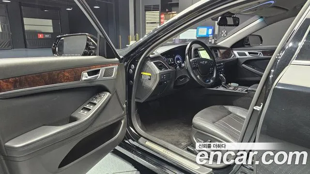 Hyundai Genesis 2016 — фото 11