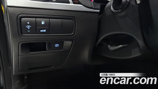 Hyundai Genesis 2016 — фото 16