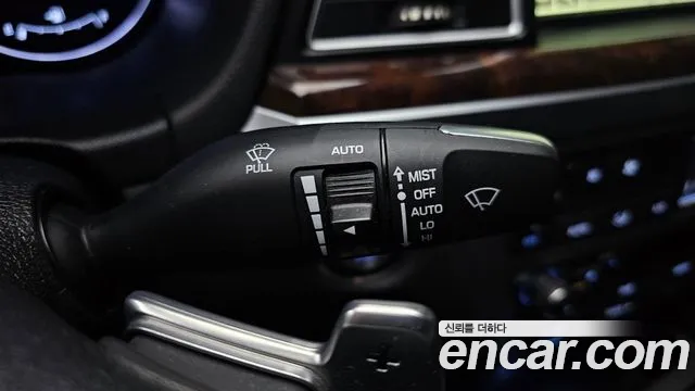 Hyundai Genesis 2016 — фото 17