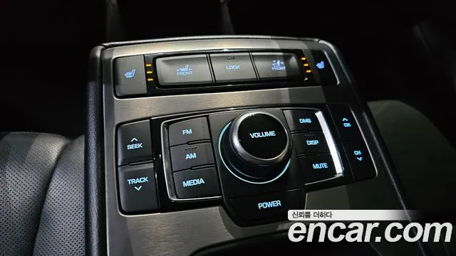 Hyundai Genesis 2016 — фото 19