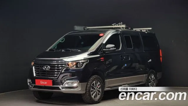 Hyundai Starex 2019 — фото 1