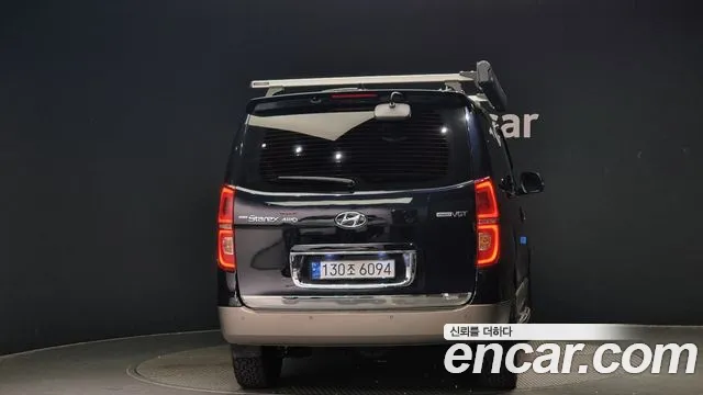 Hyundai Starex 2019 — фото 4
