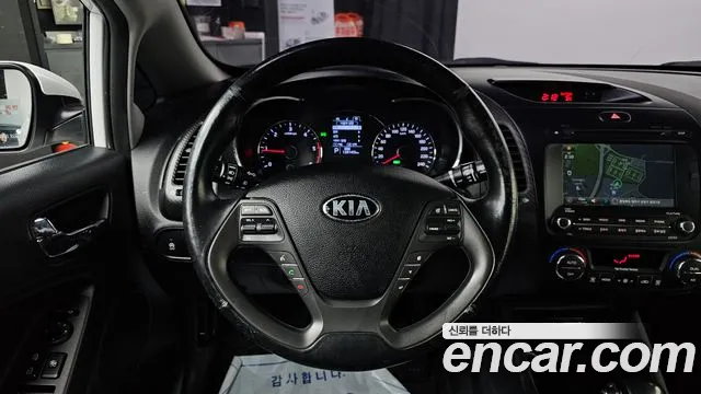 Kia K3 2014 — фото 17