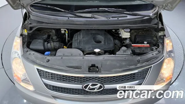 Hyundai Starex 2015 — фото 6