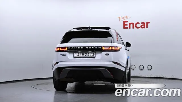 Land Rover Range Rover Velar 2019 — фото 4