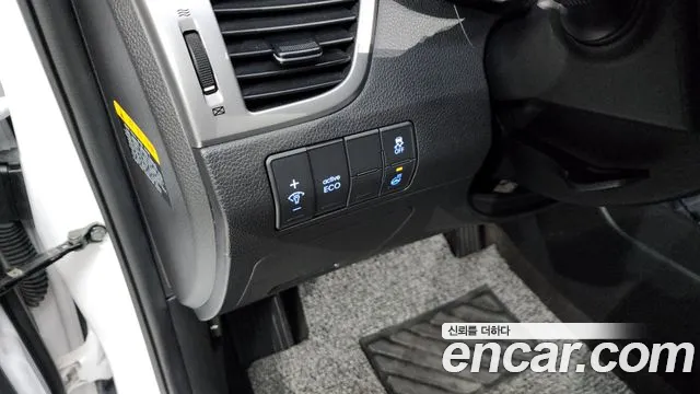 Hyundai i30 2016 — фото 16