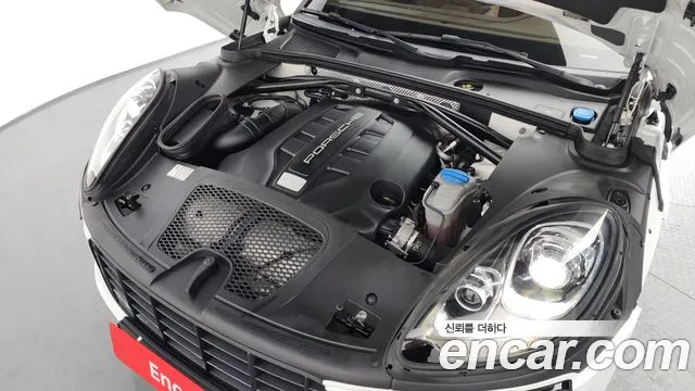 Porsche Macan 2015 — фото 6