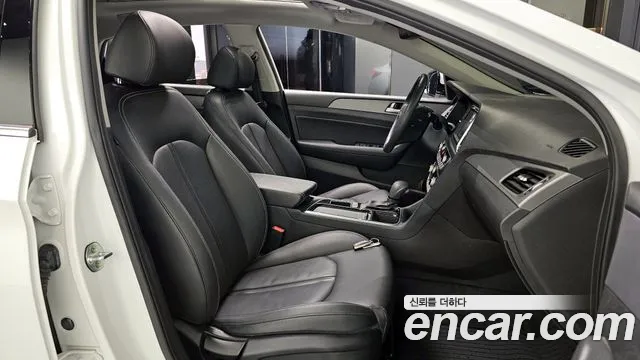 Hyundai Sonata 2018 — фото 10