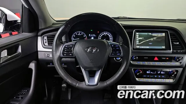 Hyundai Sonata 2018 — фото 13