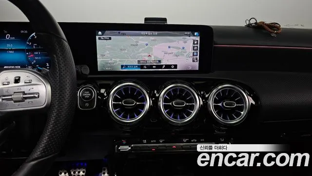 Mercedes-Benz A-Class 2021 — фото 17