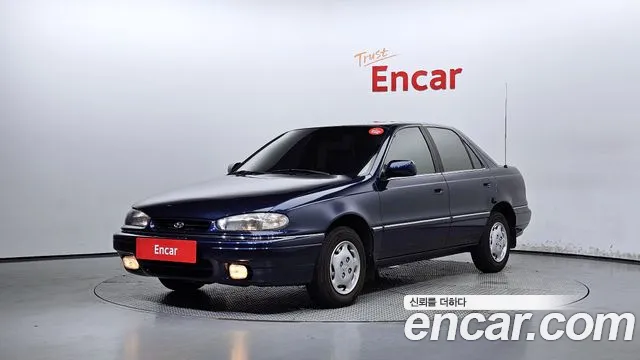 Hyundai Elantra 1994 — фото 1