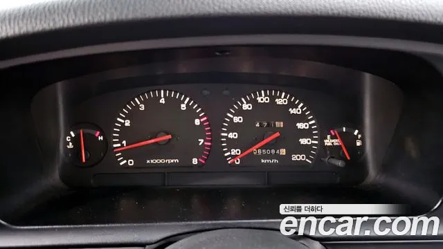 Hyundai Elantra 1994 — фото 8