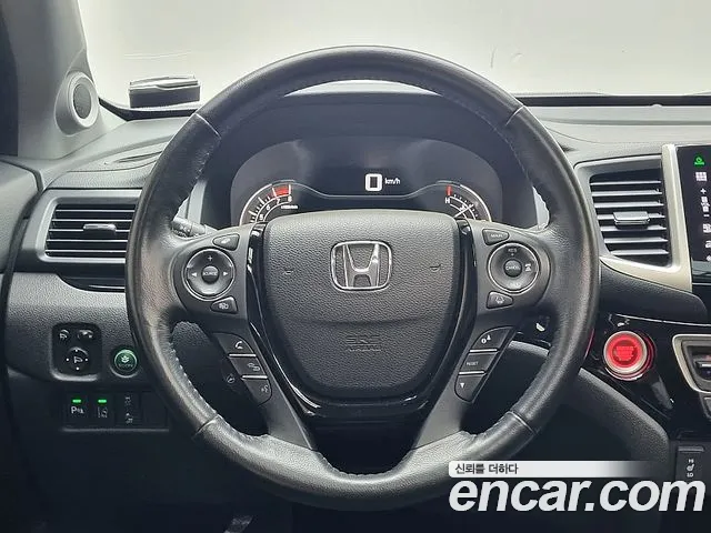 Honda Pilot 2016 — фото 11