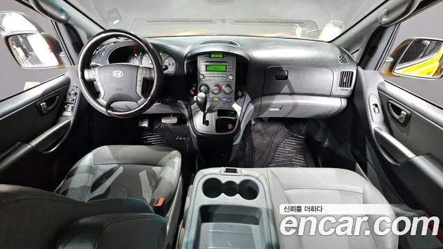 Hyundai Starex 2015 — фото 7