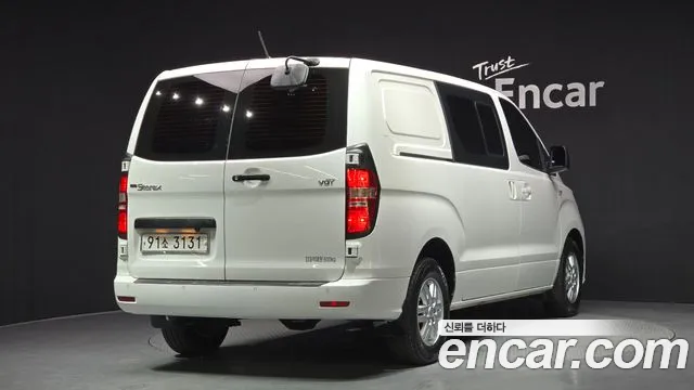 Hyundai Starex 2019 — фото 2