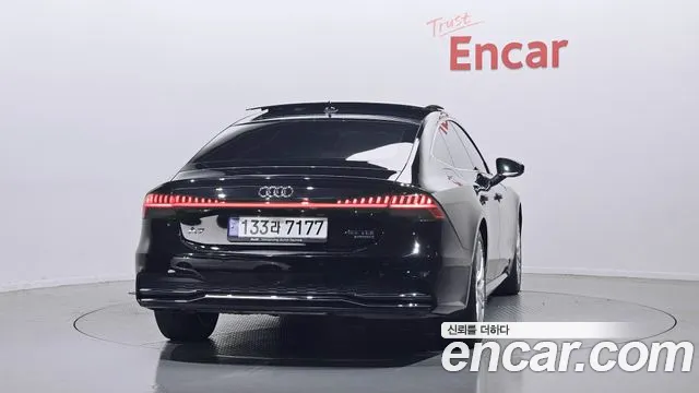 Audi A7 2021 — фото 4