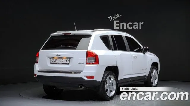 Jeep Compass 2013 — фото 2
