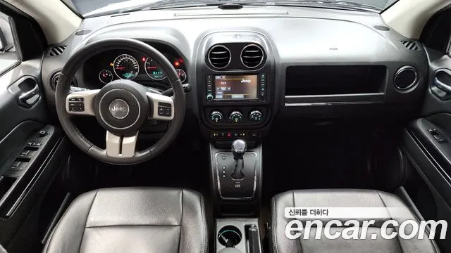 Jeep Compass 2013 — фото 7
