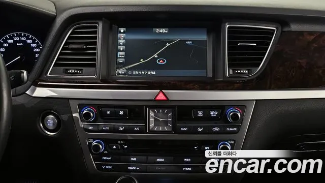 Hyundai Genesis 2015 — фото 16