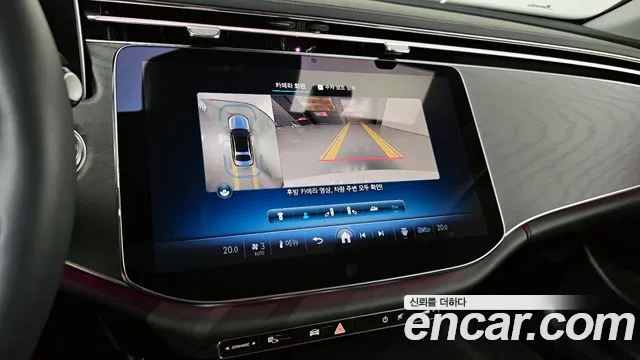 Mercedes-Benz E-Class 2025 — фото 17