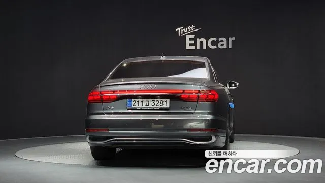 Audi A8 2023 — фото 4