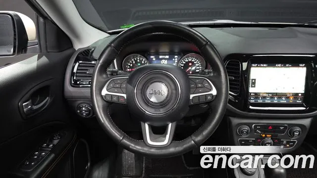 Jeep Compass 2019 — фото 13