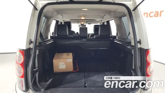 Land Rover Discovery 2012 — фото 20