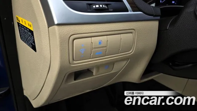 Hyundai Genesis 2016 — фото 13