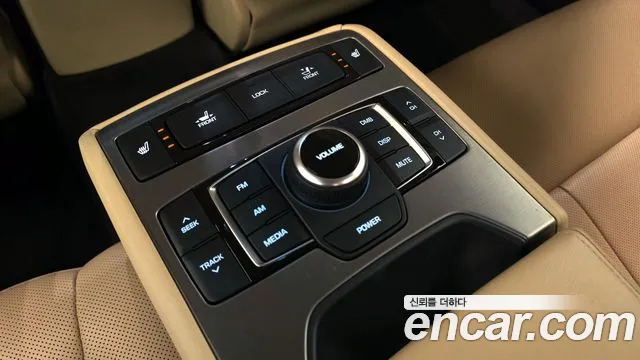 Hyundai Genesis 2016 — фото 17