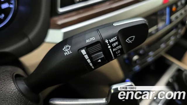Hyundai Genesis 2016 — фото 18