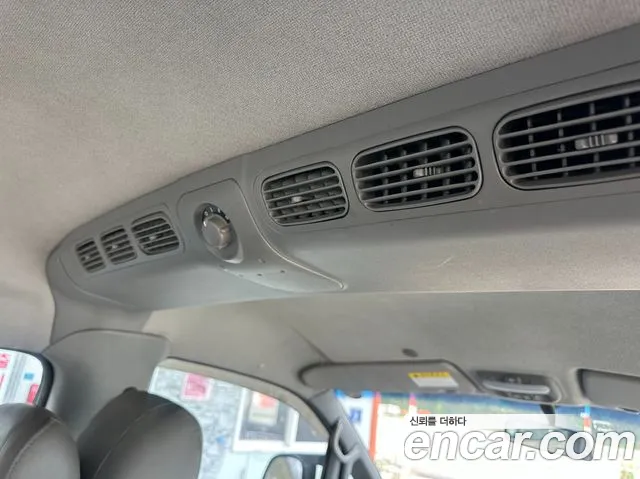 Hyundai Starex 2006 — фото 18