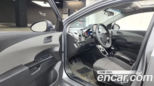 ChevroletGMDaewoo Aveo 2012 — фото 10