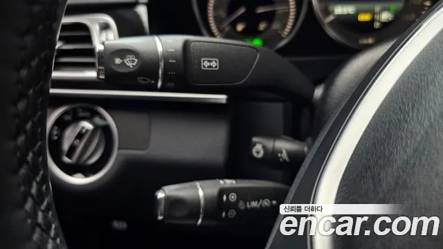 Mercedes-Benz E-Class 2014 — фото 16